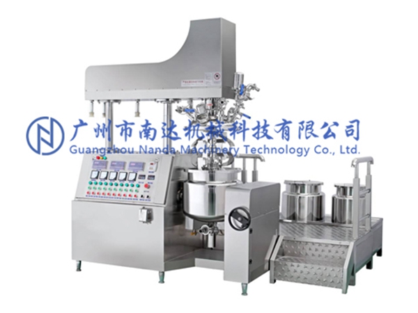 ����黯�CC��